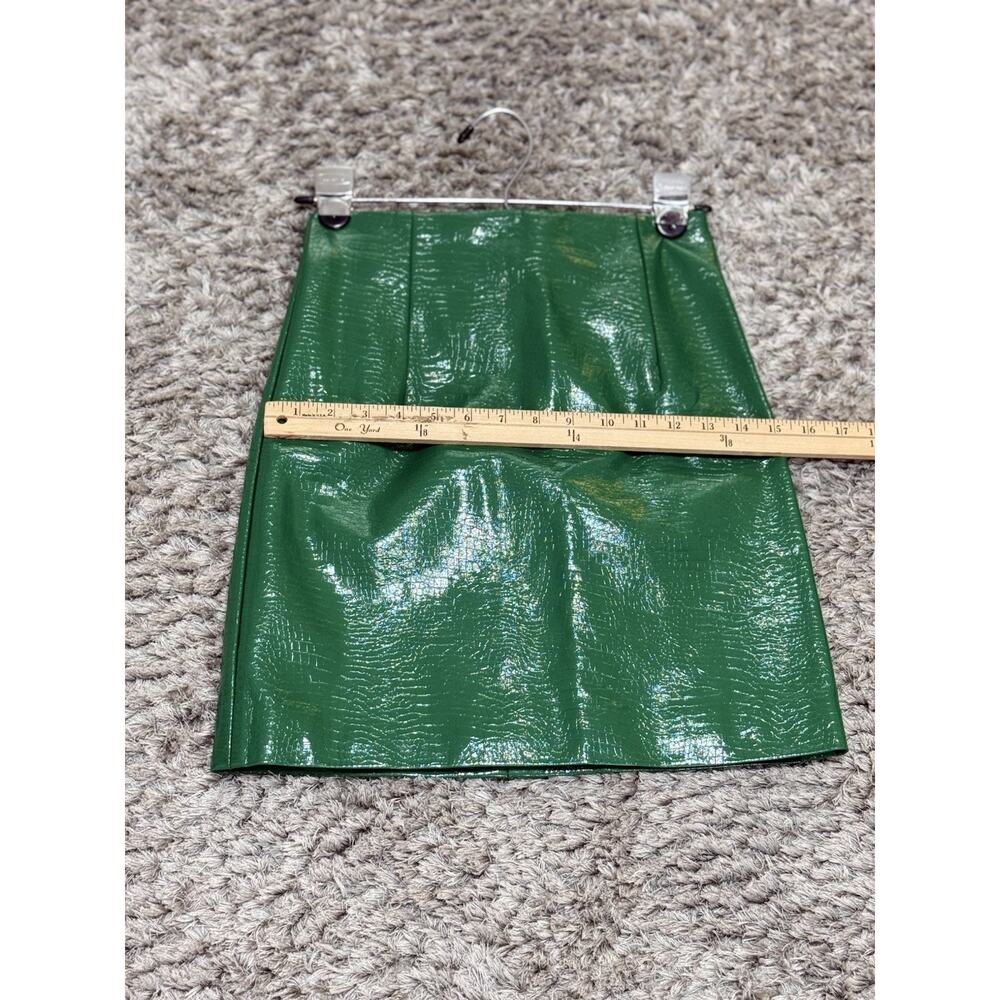 Porridge Anthropologie Women XS Mini Skirt Faux Leather Green Croc Embossed - Picture 11 of 13